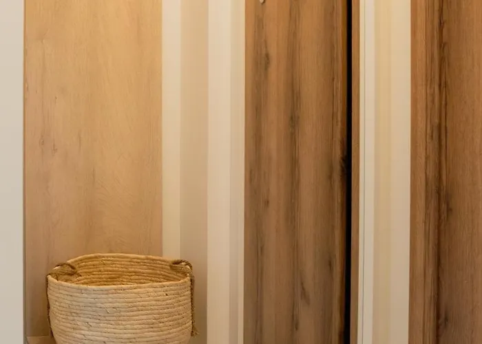 Forma アパート ズラティボール